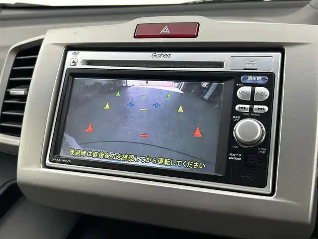 ホンダ フリード ハイブリット ジャストセレクション 千葉県 2011(平23)年 9.3万km プレミアムブルーオパールメタリック 禁煙車/片側電動ドア/純正メモリナビ/・型番：VXM-118VS/・CD/DVD/ワンセグTV/・ETC/・バックカメラ/クルーズコントロール/純正フロアマット/純正ドアバイザー/社外15インチAW/電動格納ウインカーミラー/オートライト/・キセノンヘッドライト/スマートキー