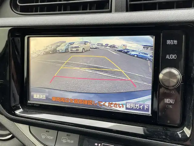 トヨタ アクア S スタイルブラック 広島県 2016(平28)年 6.7万km ブラックマイカ ワンオーナー/純正ナビ/（CD/DVD/フルセグTV/Bluetooth）/バックカメラ/ETC/運転席アームレスト/衝突被害軽減ブレーキ/車線逸脱警報/オートマチックハイビーム/シートヒーター/LEDヘッドライト/フォグランプ/オートライト/プッシュスタート/ステアリングスイッチ/スペアキー