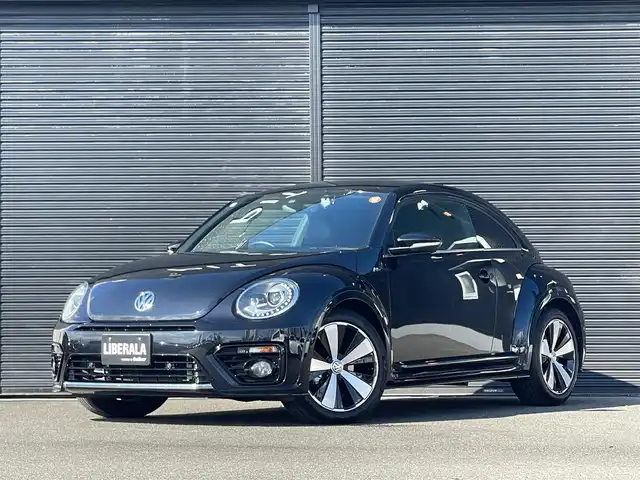フォルクスワーゲン ザ・ビートル Rラインマイスター 山梨県 2020(令2)年 2.8万km ディープブラックパールエフェクト 赤黒レザー/シートヒーター /ブラインドスポット/リアクロストラフィックアラート/コーナーセンサー/純正ナビ/CD/DVD/フルセグ/Bluetooth/バックカメラ/パドルシフト/キセノン/純正18インチAW/ETC