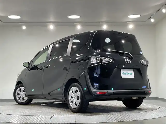 トヨタ シエンタ ファンベースG 愛知県 2020(令2)年 1.7万km ブラックマイカ カロッツェリアナビ/(CD・DVD再生/SD/FM/AM/フルセグTV/Bluetooth/AUX)/トヨタセーフティセンス　/　　-衝突軽減ブレーキ（プリクラッシュセーフティ）/　　-レーンディパーチャーアシスト　/　　-オートマチックハイビーム　/両側パワースライドドア　/ビルトインＥＴＣ　/ＬＥＤヘッドライト　/バックカメラ　/アイドリングストップ　/横滑り防止/アクセサリーソケット/USB接続/プッシュスタート/　　-スマートキー/純正フロアマット