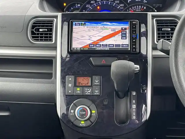 ダイハツ タント カスタム X トップED SA Ⅲ 山梨県 2018(平30)年 9.8万km ブラックマイカメタリック (株)IDOMが運営する【じしゃロン甲府店】の自社ローン対象車両になります。こちらは現金ご利用時の価格です。/自社ローンご希望の方は別途その旨お申付け下さい。/純正メモリーナビ/（フルセグTV/DVD/CD/BTオーディオ）/バックモニター/ドライブレコーダー/スマートアシストIII/左後パワースライドドア/ハーフレザーシート/運転席シートヒーター/LEDヘッドライト/フォグランプ/新車時保証書/取扱説明書