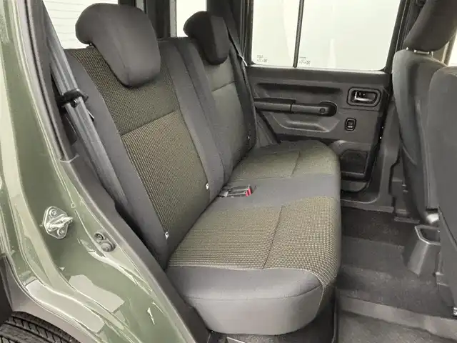 スズキ ジムニー ノマド FC 福岡県 2025(令7)年 0.1万km ジャングルグリーン 社外ＤＡ　/バックカメラ　/ＥＴＣ　/衝突被害軽減　/レーダークルーズコントロール　/コーナーセンサー　/レーンキープ　/横滑り防止装置　/アイドリングストップ　/シートヒーター　/盗難防止装置　/純正１５インチＡＷ