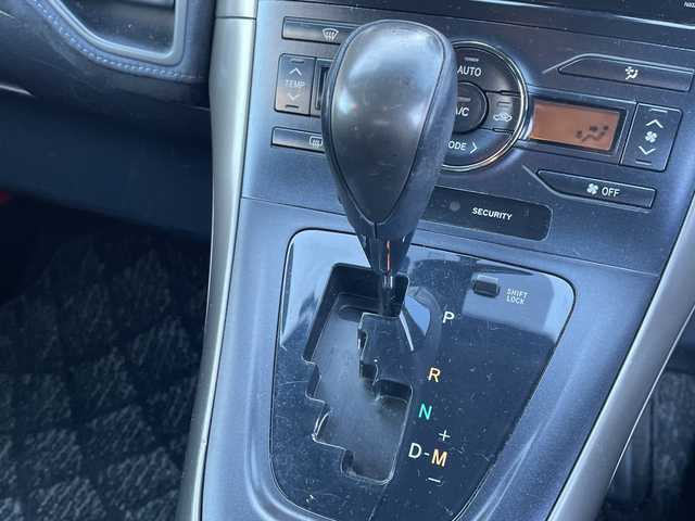 トヨタ ブレイド 神奈川県 2008(平20)年 9.1万km ブラックマイカ 純正HDDナビ/フルセグTV/バックカメラ/オートライト/フォグランプ/電動格納ミラー/ヘッドライトレベライザー/スマートキー2本/プッシュスタート/純正フロアマット/純正ドアバイザー/ETC/保証書/取扱説明書