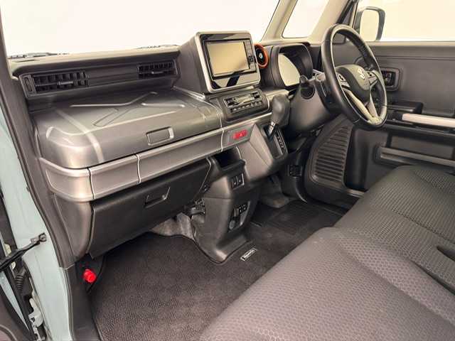 スズキ スペーシア ギア HYBRID XZターボ 兵庫県 2020(令2)年 4.1万km オフブルーメタリック/ガンメタリック2トーンルーフ ・社外SDナビ　（パナソニック　CN-RA07WD）/フルセグ、ＣＤ、DVD、BT、MSV/・両側パワースライドドア/・ドライブレコーダー/・アイドリングストップ/・シートヒーター（Ｄ/N)/・ビルトインETC/・コーナーセンサー/・パドルシフト/・ＰＣＳ/・LDA/・レーダークルーズコントロール/・ルーフレール/・ＬＥＤヘッドライト/・LEDフォグランプ/・オートライト/・オートハイビーム/・ドアバイザー/・純正フロアマット