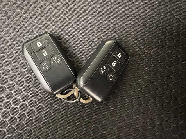 スズキ スペーシア ギア HYBRID XZターボ 兵庫県 2020(令2)年 4.1万km オフブルーメタリック/ガンメタリック2トーンルーフ ・社外SDナビ　（パナソニック　CN-RA07WD）/フルセグ、ＣＤ、DVD、BT、MSV/・両側パワースライドドア/・ドライブレコーダー/・アイドリングストップ/・シートヒーター（Ｄ/N)/・ビルトインETC/・コーナーセンサー/・パドルシフト/・ＰＣＳ/・LDA/・レーダークルーズコントロール/・ルーフレール/・ＬＥＤヘッドライト/・LEDフォグランプ/・オートライト/・オートハイビーム/・ドアバイザー/・純正フロアマット