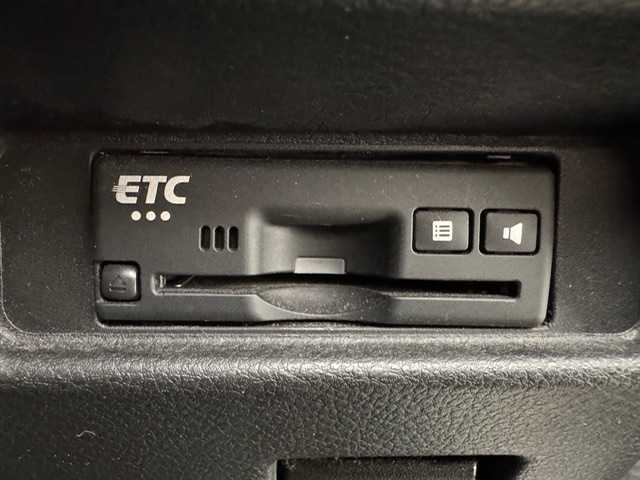 スズキ スペーシア ギア HYBRID XZターボ 兵庫県 2020(令2)年 4.1万km オフブルーメタリック/ガンメタリック2トーンルーフ ・社外SDナビ　（パナソニック　CN-RA07WD）/フルセグ、ＣＤ、DVD、BT、MSV/・両側パワースライドドア/・ドライブレコーダー/・アイドリングストップ/・シートヒーター（Ｄ/N)/・ビルトインETC/・コーナーセンサー/・パドルシフト/・ＰＣＳ/・LDA/・レーダークルーズコントロール/・ルーフレール/・ＬＥＤヘッドライト/・LEDフォグランプ/・オートライト/・オートハイビーム/・ドアバイザー/・純正フロアマット