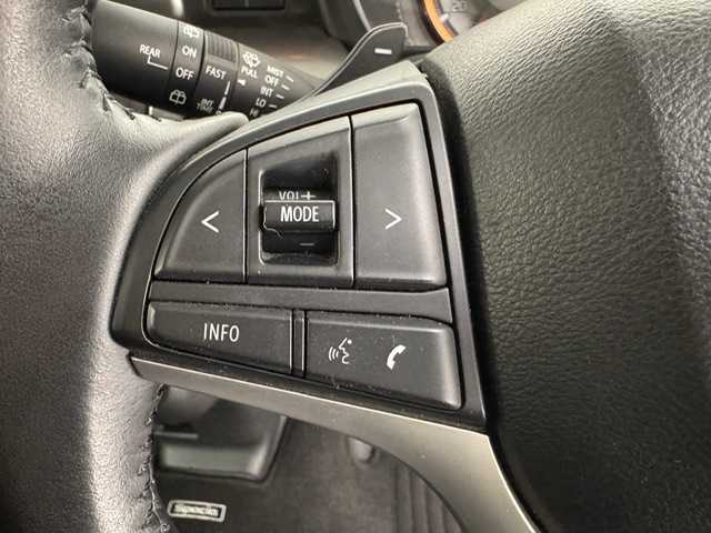 スズキ スペーシア ギア HYBRID XZターボ 兵庫県 2020(令2)年 4.1万km オフブルーメタリック/ガンメタリック2トーンルーフ ・社外SDナビ　（パナソニック　CN-RA07WD）/フルセグ、ＣＤ、DVD、BT、MSV/・両側パワースライドドア/・ドライブレコーダー/・アイドリングストップ/・シートヒーター（Ｄ/N)/・ビルトインETC/・コーナーセンサー/・パドルシフト/・ＰＣＳ/・LDA/・レーダークルーズコントロール/・ルーフレール/・ＬＥＤヘッドライト/・LEDフォグランプ/・オートライト/・オートハイビーム/・ドアバイザー/・純正フロアマット