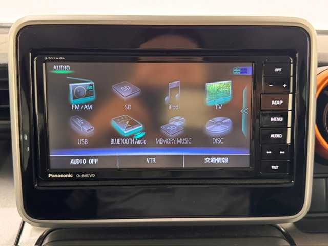 スズキ スペーシア ギア HYBRID XZターボ 兵庫県 2020(令2)年 4.1万km オフブルーメタリック/ガンメタリック2トーンルーフ ・社外SDナビ　（パナソニック　CN-RA07WD）/フルセグ、ＣＤ、DVD、BT、MSV/・両側パワースライドドア/・ドライブレコーダー/・アイドリングストップ/・シートヒーター（Ｄ/N)/・ビルトインETC/・コーナーセンサー/・パドルシフト/・ＰＣＳ/・LDA/・レーダークルーズコントロール/・ルーフレール/・ＬＥＤヘッドライト/・LEDフォグランプ/・オートライト/・オートハイビーム/・ドアバイザー/・純正フロアマット