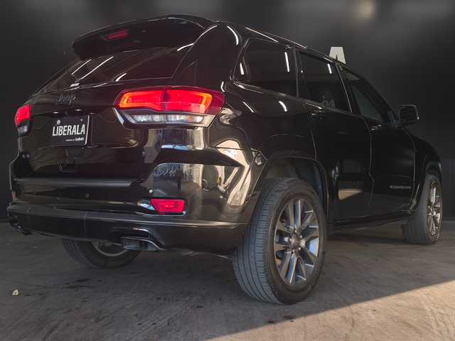 クライスラー・ジープ ジープ グランドチェロキー Sモデル 群馬県 2019(平31)年 5.1万km ダイヤモンドブラッククリスタル 70台限定車/パノラマサンルーフ/シートベンチレーション/ハーフレザーシート/ステアリングヒーター/ACC/エアサスペンション/社外デジタルインナーミラー/アップルカープレイ/20インチAW