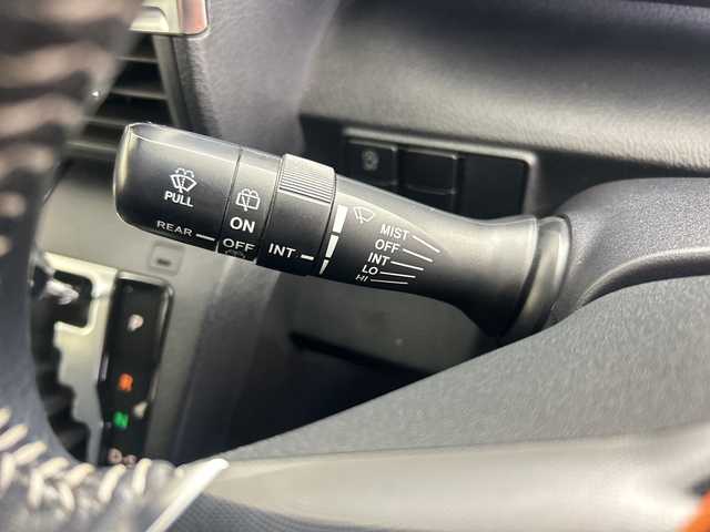 トヨタ シエンタ G 鹿児島県 2017(平29)年 3.4万km ホワイトパールクリスタルシャイン 純正SDナビ/（AM/FM/CD/Bluetooth/ワンセグ）/バックカメラ/両側パワースライドドア/トヨタセーフティセンス/レーンキープアシスト/衝突被害軽減ブレーキ/ステアリングリモコン/純正フロアマット/スマートキー/アイドリングストップ/革巻きステアリング