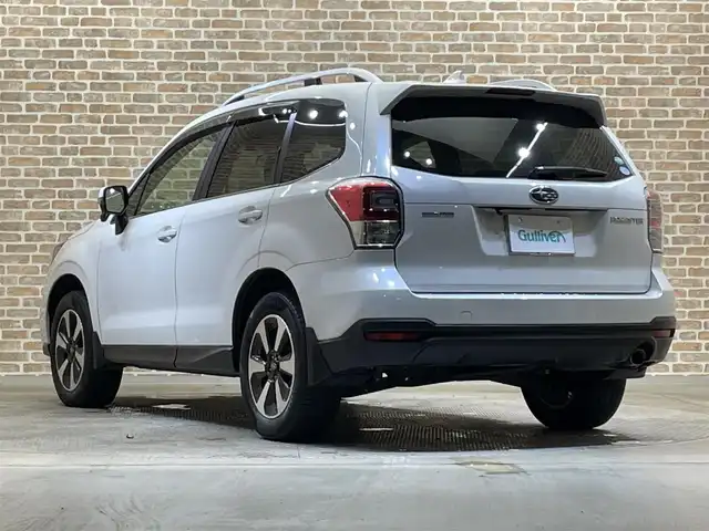 スバル フォレスター Xブレイク 岩手県 2017(平29)年 6.4万km クリスタルホワイトP 4WD/パドルシフト/SIDRIVE/アイサイト/後側方警戒支援/アダクティブフロントライティングシステム/横滑り防止装置/レーンキープアシスト/アイドリングストップ/クルーズコントロール/パワーステアリング/パワーウィンドウ/Xモード/バックカメラ/ドライブレコーダー/ETC/レベライザー/電動リアゲート/カロッツェリアナビ/フルセグTV/前席パワーシート/全席シートヒーター/ルーフレール/純正17インチアルミホイール/LEDヘッドライト