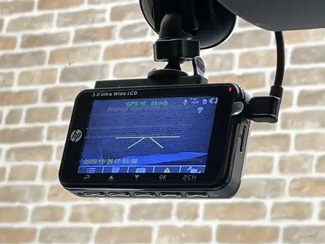 スバル フォレスター Xブレイク 岩手県 2017(平29)年 6.4万km クリスタルホワイトP 4WD/パドルシフト/SIDRIVE/アイサイト/後側方警戒支援/アダクティブフロントライティングシステム/横滑り防止装置/レーンキープアシスト/アイドリングストップ/クルーズコントロール/パワーステアリング/パワーウィンドウ/Xモード/バックカメラ/ドライブレコーダー/ETC/レベライザー/電動リアゲート/カロッツェリアナビ/フルセグTV/前席パワーシート/全席シートヒーター/ルーフレール/純正17インチアルミホイール/LEDヘッドライト