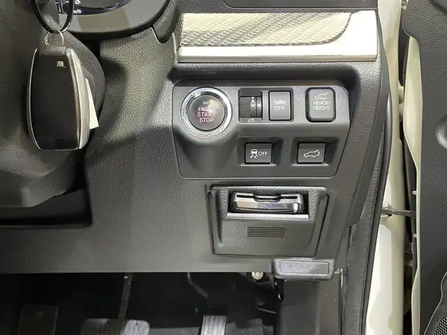 スバル フォレスター Xブレイク 岩手県 2017(平29)年 6.4万km クリスタルホワイトP 4WD/パドルシフト/SIDRIVE/アイサイト/後側方警戒支援/アダクティブフロントライティングシステム/横滑り防止装置/レーンキープアシスト/アイドリングストップ/クルーズコントロール/パワーステアリング/パワーウィンドウ/Xモード/バックカメラ/ドライブレコーダー/ETC/レベライザー/電動リアゲート/カロッツェリアナビ/フルセグTV/前席パワーシート/全席シートヒーター/ルーフレール/純正17インチアルミホイール/LEDヘッドライト