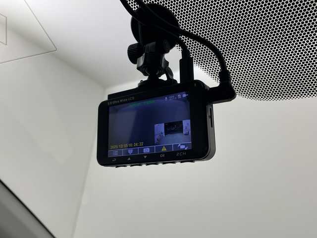 トヨタ シエンタ ハイブリッド ファンベースG 群馬県 2020(令2)年 5.5万km ブラックマイカ/ベージュ 2トーン 純正８型ナビ　全周囲カメラ　ビルトインＥＴＣ２．０　前後ドラレコ　衝突被害軽減ブレーキ　レーンアシスト　オートマチックハイビーム　LEDヘッドライト　両側電動スライドドア　スマートキー　禁煙車