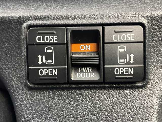 トヨタ シエンタ ハイブリッド ファンベースG 群馬県 2020(令2)年 5.5万km ブラックマイカ/ベージュ 2トーン 純正８型ナビ　全周囲カメラ　ビルトインＥＴＣ２．０　前後ドラレコ　衝突被害軽減ブレーキ　レーンアシスト　オートマチックハイビーム　LEDヘッドライト　両側電動スライドドア　スマートキー　禁煙車