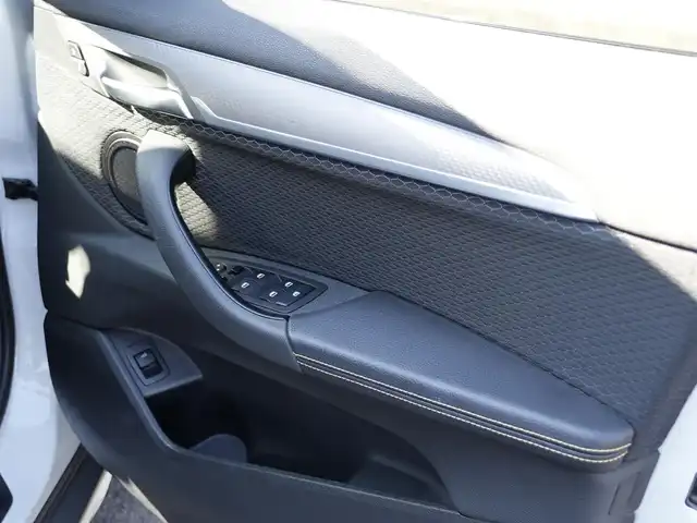 ＢＭＷ Ｘ２ xDrive20i MスポーツX 静岡県 2018(平30)年 4.7万km アルピンホワイトⅢ インテリジェントセーフティ/アドバンスドアクティブセーフティ　ACC/IDriveHDDナビBluetooth/バックカメラ/アンビエントライト/コンフォートアクセス/パワーテールゲート/LEDヘッドライト/リヤガラスフィルム施工/ミラー一体型DSRCETC