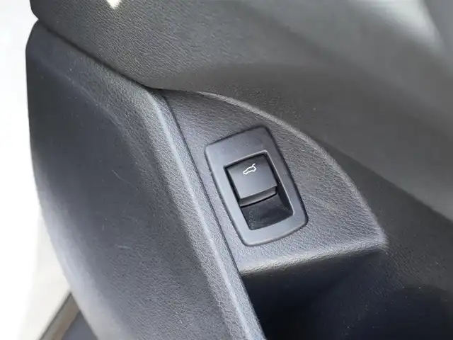 ＢＭＷ Ｘ２ xDrive20i MスポーツX 静岡県 2018(平30)年 4.7万km アルピンホワイトⅢ インテリジェントセーフティ/アドバンスドアクティブセーフティ　ACC/IDriveHDDナビBluetooth/バックカメラ/アンビエントライト/コンフォートアクセス/パワーテールゲート/LEDヘッドライト/リヤガラスフィルム施工/ミラー一体型DSRCETC