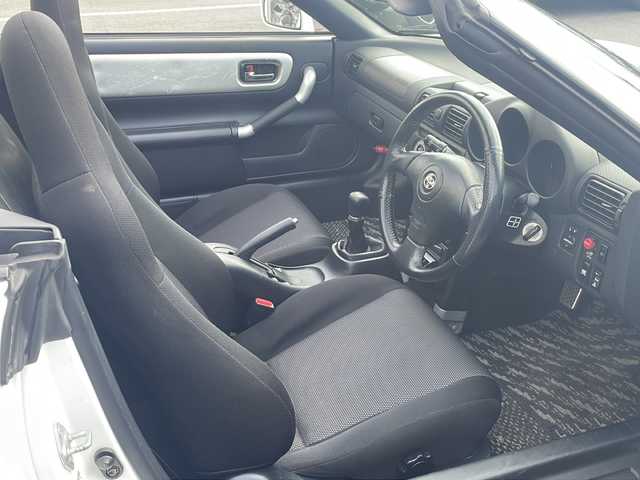 トヨタ ＭＲ－Ｓ S エディション 静岡県 2006(平18)年 8万km スーパーホワイトⅡ /6速MT//オープン//純正ホイール//ETC//リモコンキー//社外CDデッキ//革巻きステアリング//AC//ダブルエアバック