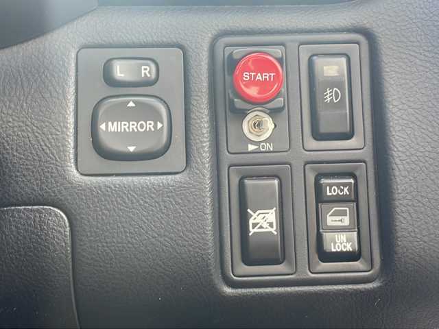 トヨタ ＭＲ－Ｓ S エディション 静岡県 2006(平18)年 8万km スーパーホワイトⅡ /6速MT//オープン//純正ホイール//ETC//リモコンキー//社外CDデッキ//革巻きステアリング//AC//ダブルエアバック