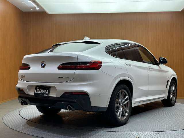 ＢＭＷ Ｘ４