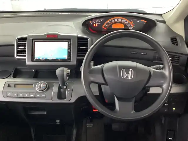 ホンダ フリード G ジャストセレクション 大阪府 2010(平22)年 10.9万km ポリッシュドメタルメタリック 純正HDDナビ・フルセグTV・/　　　　　　CD・DVD・SD/両側パワースライドドア/前後ドライブレコーダー/バック・フロントカメラ/スマートキー2個/ETC/フォグランプ/サイドドアバイザー/HIDオートヘッドライト/電動格納ウインカーミラー