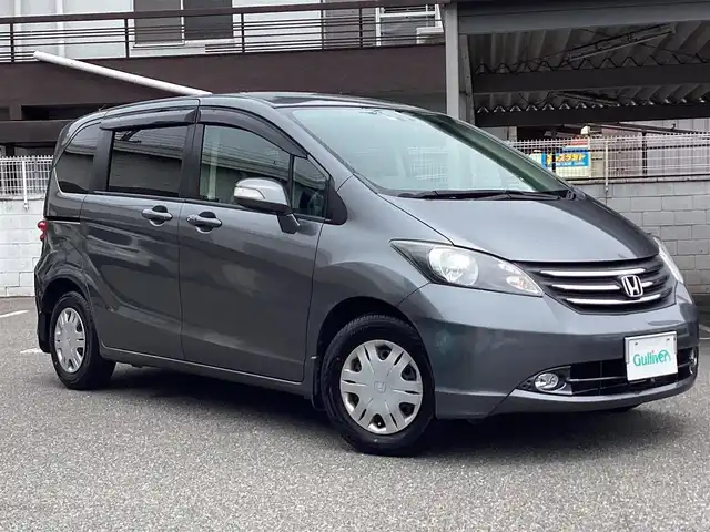 ホンダ フリード G ジャストセレクション 大阪府 2010(平22)年 10.9万km ポリッシュドメタルメタリック 純正HDDナビ・フルセグTV・/　　　　　　CD・DVD・SD/両側パワースライドドア/前後ドライブレコーダー/バック・フロントカメラ/スマートキー2個/ETC/フォグランプ/サイドドアバイザー/HIDオートヘッドライト/電動格納ウインカーミラー