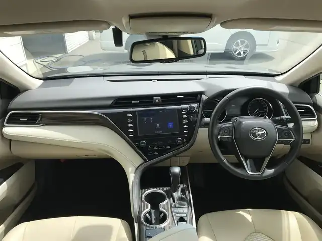 トヨタ カムリ G レザーパッケージ 富山県 2018(平30)年 6.6万km グレー 純正ナビ/フルセグTv/Bluetooth/バックカメラ/ドライブレコーダー/プリクラッシュセーフティ/レーンキープアシスト/クリアランスソナー/ブラインドスポットモニター/レーダークルーズコントロール/レザーシート/パワーシート/シートヒーター/プッシュスタート/スマートキー/ヘッドアップディスプレイ/LEDヘッドライト/オートライト/ETC