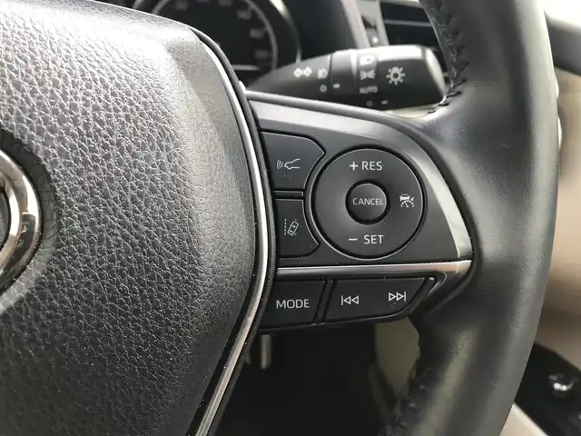 トヨタ カムリ G レザーパッケージ 富山県 2018(平30)年 6.6万km グレー 純正ナビ/フルセグTv/Bluetooth/バックカメラ/ドライブレコーダー/プリクラッシュセーフティ/レーンキープアシスト/クリアランスソナー/ブラインドスポットモニター/レーダークルーズコントロール/レザーシート/パワーシート/シートヒーター/プッシュスタート/スマートキー/ヘッドアップディスプレイ/LEDヘッドライト/オートライト/ETC