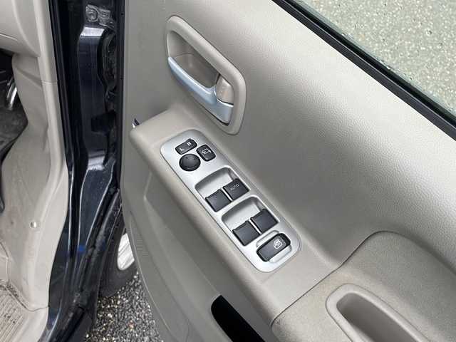 スズキ エブリィ ワゴン PZターボ スペシャル 新潟県 2012(平24)年 10.9万km ブルーイッシュブラックパール3 4WD/社外SDナビ/(AM/FM/CD/DVD/SD/フルセグ/Bluetooth)/両側パワースライドドア/電動ステップ/HIDヘッドライト/レザー調シートカバー/運転席シートヒーター/ミラーヒーター/純正アルミホイール付夏タイヤ積込/(155/65/R14/4mm)/ドアバイザー/ETC