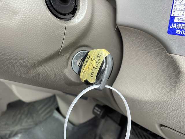 スズキ エブリィ ワゴン PZターボ スペシャル 新潟県 2012(平24)年 10.9万km ブルーイッシュブラックパール3 4WD/社外SDナビ/(AM/FM/CD/DVD/SD/フルセグ/Bluetooth)/両側パワースライドドア/電動ステップ/HIDヘッドライト/レザー調シートカバー/運転席シートヒーター/ミラーヒーター/純正アルミホイール付夏タイヤ積込/(155/65/R14/4mm)/ドアバイザー/ETC