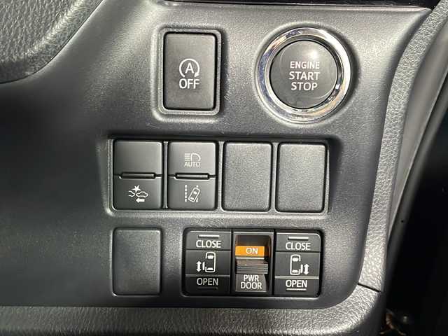 トヨタ ヴォクシー ZS 煌Ⅲ 広島県 2021(令3)年 2.8万km イナズマスパーキングブラックガラスフレーク 純正10型ナビ/両側パワースライドドア/バックカメラ/クリアランスソナー/クルーズコントロール/セーフティセンス/・プリクラッシュセーフティ/・レーンディパーチャーアラート/・オートマチックハイビーム/LEDヘッドランプ/純正16インチAW/ETC/ドライブレコーダー