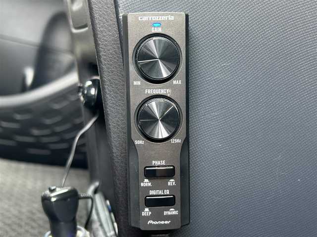トヨタ ヴォクシー ZS 福岡県 2017(平29)年 5.2万km ブラック ・11インチALPINEナビ/（BLUETOOTH/フルセグ/バックカメラ/・ETC/・スペアキー/・ALPINEフリップダウンモニター/・両側パワースライドドア/・サンシェード/・ドライブレコーダー/・モデリスタエアロ/・レーンキープアシスト/・衝突軽減システム/・横滑り防止装置/・アイドリングストップ/・MTモード付AT/・ウォークスルー/・オートマチックハイビーム/・オートライト/・保証書/・取扱説明書