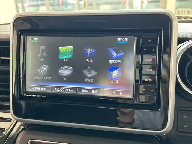 スズキ スペーシア カスタム HYBRID XS ターボ 埼玉県 2018(平30)年 4.1万km ピュアホワイトP デュアルセンサーブレーキサポート　/純正メモリナビ/　　CD/DVD/BT/フルセグ　/全方位モニター　/両側パワースライドドア　/クルーズコントロール　/LEDオートライト /ハーフレザーシート /シートヒーター /ステアリングスイッチ /ETC