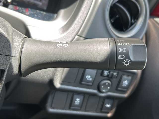 日産 ノート e－パワー X Vセレクション 静岡県 2020(令2)年 4.6万km ガーネットレッド 純正ナビ/・FM/・AM/・Bluetooth/主要装備/・衝突軽減ブレーキ/・全方位カメラ/・LEDヘッドライト/・ETC/・レーンキープ/・ステアリングリモコン/・ドライブレコーダー/・オートライト/・スマートキー/・スペアキー/・社外フロアマット/・アイドリングストップ/・プッシュスタート