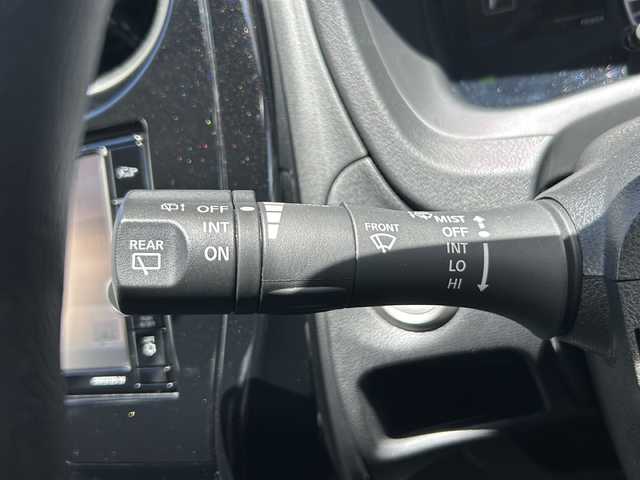 日産 ノート e－パワー X Vセレクション 静岡県 2020(令2)年 4.6万km ガーネットレッド 純正ナビ/・FM/・AM/・Bluetooth/主要装備/・衝突軽減ブレーキ/・全方位カメラ/・LEDヘッドライト/・ETC/・レーンキープ/・ステアリングリモコン/・ドライブレコーダー/・オートライト/・スマートキー/・スペアキー/・社外フロアマット/・アイドリングストップ/・プッシュスタート