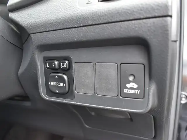トヨタ カローラ フィールダー 1．5X Gエディション 福岡県 2006(平18)年 7.6万km ブラックマイカ 　カローラフィールダー　X Gエディション　/純正HDDナビ/　　CD/DVD/　　NHDN-W56/HID/オートライト/ETC/電格ミラー/保証書あり/スペアキーあり