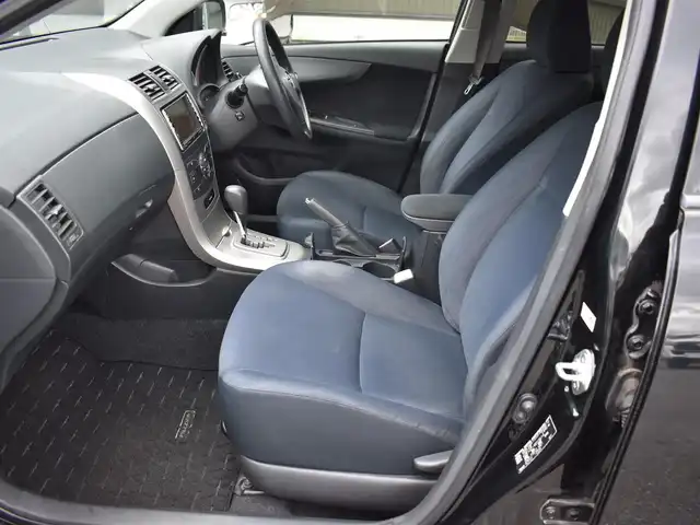 トヨタ カローラ フィールダー 1．5X Gエディション 福岡県 2006(平18)年 7.6万km ブラックマイカ 　カローラフィールダー　X Gエディション　/純正HDDナビ/　　CD/DVD/　　NHDN-W56/HID/オートライト/ETC/電格ミラー/保証書あり/スペアキーあり