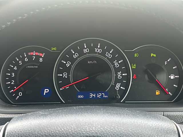 トヨタ ヴォクシー ZS 煌Ⅲ 石川県 2020(令2)年 3.5万km ブラック セーフティーセンス/・プリクラッシュセーフティシステム/・レーンディパーチャーアラート/・オートマチックハイビーム/・先行車発信告知機能/純正9型メモリーナビゲーション/【フルセグTV・CD・DVD・Bluetooth】/型番：NSZT-Y68T/純正フリップダウンモニター/クルーズコントロール/両側パワースライドドア/クリアランスソナー/前後ドライブレコーダー/ETC2.0/バックカメラ/スマートキー/・プッシュスタート/LEDヘッドライト/・オートライト/・フォグランプ/アイドリングストップ/横滑り防止機能/本革巻ステアリング/・ステアリングリモコン/・チルトステアリング/社外フロアマット/取扱説明書