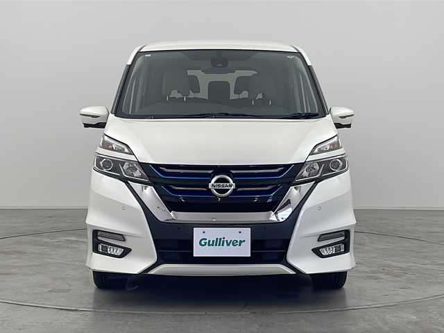 日産 セレナ e－パワー ハイウェイスター V 群馬県 2019(平31)年 4.9万km ブリリアントホワイトパール 純正９型ナビ　１０．１型後席モニター　デジタルインナーミラー　全周囲カメラ　プロパイロット　衝突被害軽減ブレーキ　アダプティブクルーズコントロール　ステアリングヒーター　両側電動スライドドア　禁煙