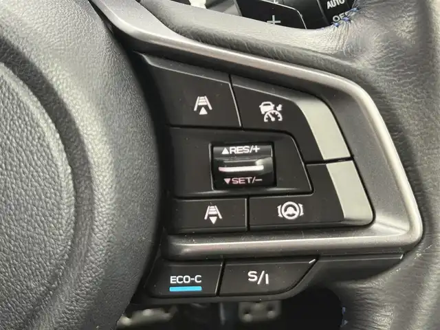 スバル ＸＶ ハイブリッド 愛知県 2020(令2)年 5.2万km ラグーンブルーP 4WD/インテリアパッケージ/純正8インチナビ/　（DVD/CD/Bluetooth/フルセグTV）/バックカメラ/サイドカメラ/アイサイトツーリングアシスト/　アイサイト コアテクノロジー/　・リクラッシュブレーキ/　・AT誤後進抑制制御/　・ツーリングアシスト/　・全車速追従機能付クルーズコントロール/　・定速クルーズコントロール/　・車線逸脱抑制/　・車線逸脱警報/　・ふらつき警報/　・先行車発進お知らせ機能/　・後退時ブレーキアシスト/　・ブラインドスポットモニター/ETC/ドライブレコーダー/革巻きステアリング/パドルシフト/ハーフレザー/パワーシート/メモリシート/純正LEDライト/フォグランプ/純正17インチAW