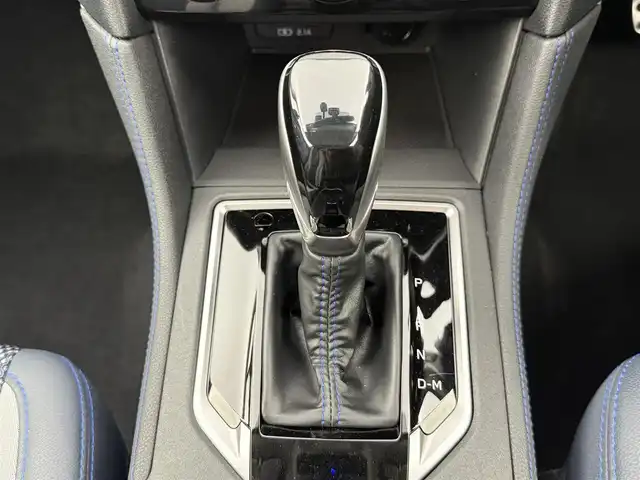 スバル ＸＶ ハイブリッド 愛知県 2020(令2)年 5.2万km ラグーンブルーP 4WD/インテリアパッケージ/純正8インチナビ/　（DVD/CD/Bluetooth/フルセグTV）/バックカメラ/サイドカメラ/アイサイトツーリングアシスト/　アイサイト コアテクノロジー/　・リクラッシュブレーキ/　・AT誤後進抑制制御/　・ツーリングアシスト/　・全車速追従機能付クルーズコントロール/　・定速クルーズコントロール/　・車線逸脱抑制/　・車線逸脱警報/　・ふらつき警報/　・先行車発進お知らせ機能/　・後退時ブレーキアシスト/　・ブラインドスポットモニター/ETC/ドライブレコーダー/革巻きステアリング/パドルシフト/ハーフレザー/パワーシート/メモリシート/純正LEDライト/フォグランプ/純正17インチAW