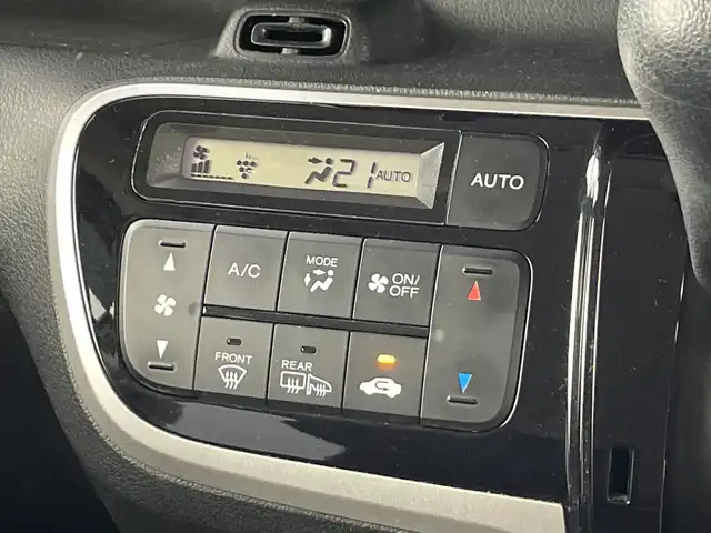ホンダ Ｎ ＢＯＸ カスタム SSパッケージ 愛知県 2014(平26)年 7.6万km プレミアムホワイトパール 禁煙車/7インチナビ/（CD/DVD/Bluetooth/フルセグTV/AM/FM）/バックカメラ/シートヒーター/両側パワースライドドア/スマートキー/スペアキー有/アイドリングストップ/プッシュスタート/ベンチシート/純正フロアマット/純正14インチアルミホイール/横滑り防止装置