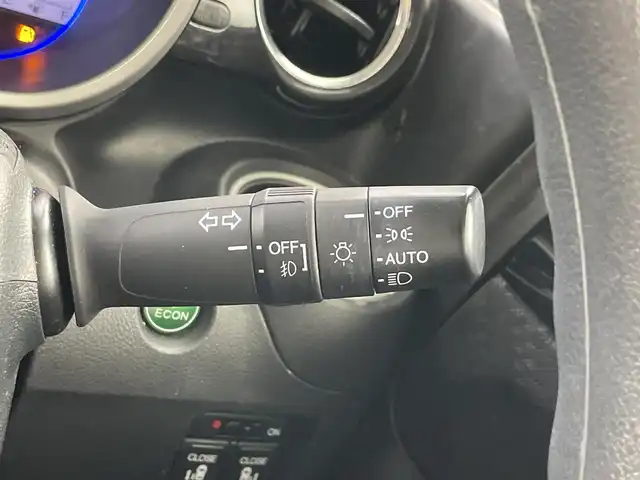 ホンダ Ｎ ＢＯＸ カスタム SSパッケージ 愛知県 2014(平26)年 7.6万km プレミアムホワイトパール 禁煙車/7インチナビ/（CD/DVD/Bluetooth/フルセグTV/AM/FM）/バックカメラ/シートヒーター/両側パワースライドドア/スマートキー/スペアキー有/アイドリングストップ/プッシュスタート/ベンチシート/純正フロアマット/純正14インチアルミホイール/横滑り防止装置