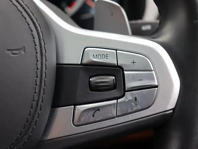 ＢＭＷ ７４０ｄ xDrive Mスポーツ 宮城県 2017(平29)年 3.3万km サファイアブラックP サンルーフ/harman/kardon/アクティブクルーズコントロール/イージークローザー/純正HDDナビ/全方位カメラ/フルセグＴＶ/アクティブクルーズコントロール/ヘッドアップディスプレイ/アンビエントライト/パーキングアシスト/レーンキープアシスト/ブラインドスポットモニター/茶革シート/全席シートヒーター/エアシート/メモリ付きシート/オートホールド/オートマチックハイビーム/オートライト/LEDヘッドライト/パワーバックドア/純正20インチAW/前方ドライブレコーダー/ETC