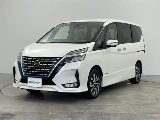 日産 セレナ e－パワー ハイウェイスター V 群馬県 2021(令3)年 6.6万km ブリリアントホワイトパール 禁煙車　純正9インチナビ　フルセグ　Bluetooth　全方位カメラ　両側パワースライドドア　追従クルーズコントロール　シートヒーター　コーナーセンサー　ETC　ドライブレコーダー　オートマチックハイビーム