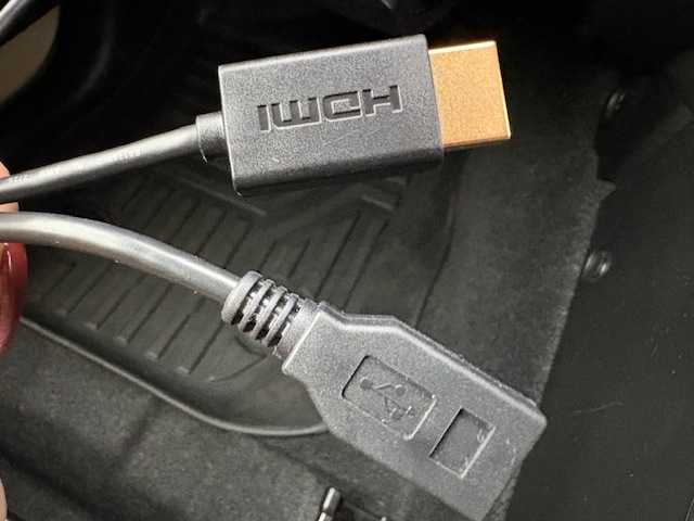 スズキ ジムニー XC 大阪府 2022(令4)年 1.7万km シフォンアイボリーメタリックブラック2トーンルーフ アルパイン9型ディスプレイオーディオ/バックカメラ/衝突被害軽減システム/レーンキープアシスト/クルーズコントロール/ダウンヒルアシストコントロール/オートライト/純正アルミホイール/社外フロアマット/シートヒーター/アイドリングストップ/スペアキー×1/プッシュスタートボタン/LEDヘッドライト