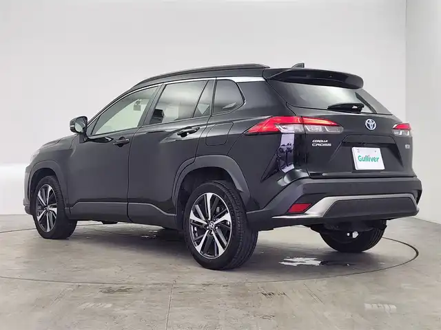 トヨタ カローラ クロス ハイブリッド Z 愛知県 2022(令4)年 2.9万km アティチュードブラックマイカ ワンオーナー/トヨタセーフティセンス/純正ナビ/（Bluetooth/USB入力/AM/FM）/全方位カメラ/ETC/ドラレコ/BSM/パワーシート/シートヒーター/ハーフレザー/電動リアゲード/ルーフレール/電子パーキング/オートホールド/防眩ミラー/ステアリングリモコン/オートライト/プッシュスタート/スマートキー/フットオープナー