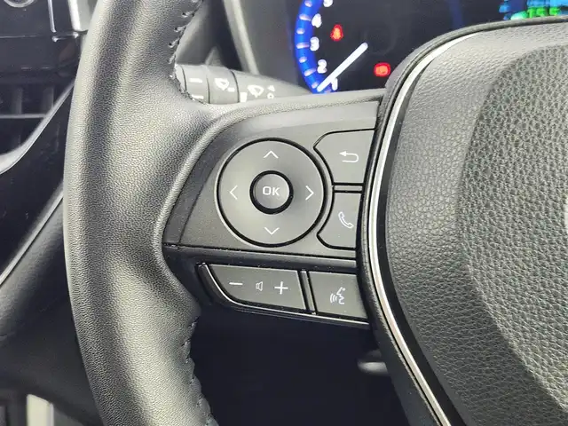 トヨタ カローラ クロス ハイブリッド Z 愛知県 2022(令4)年 2.9万km アティチュードブラックマイカ ワンオーナー/トヨタセーフティセンス/純正ナビ/（Bluetooth/USB入力/AM/FM）/全方位カメラ/ETC/ドラレコ/BSM/パワーシート/シートヒーター/ハーフレザー/電動リアゲード/ルーフレール/電子パーキング/オートホールド/防眩ミラー/ステアリングリモコン/オートライト/プッシュスタート/スマートキー/フットオープナー