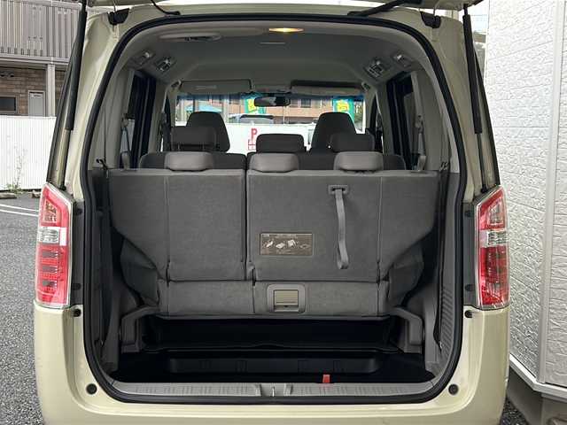 ホンダ ステップワゴン G コンフォートセレクション 山形県 2012(平24)年 5.4万km ヒダマリアイボリーパール 純正ナビ(CD/DVD/ワンセグ)/バックカメラ/ビルトインETC/社外アルミホイール/両側パワースライドドア/クルーズコントロール/純正フロアマット/アイドリングストップ/三列シート/ウォークスルーシート/盗難防止装置/横滑り防止装置/保証書/取扱説明書/スペアキー×１