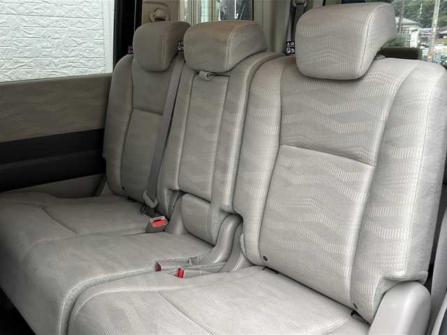 ホンダ ステップワゴン G コンフォートセレクション 山形県 2012(平24)年 5.4万km ヒダマリアイボリーパール 純正ナビ(CD/DVD/ワンセグ)/バックカメラ/ビルトインETC/社外アルミホイール/両側パワースライドドア/クルーズコントロール/純正フロアマット/アイドリングストップ/三列シート/ウォークスルーシート/盗難防止装置/横滑り防止装置/保証書/取扱説明書/スペアキー×１